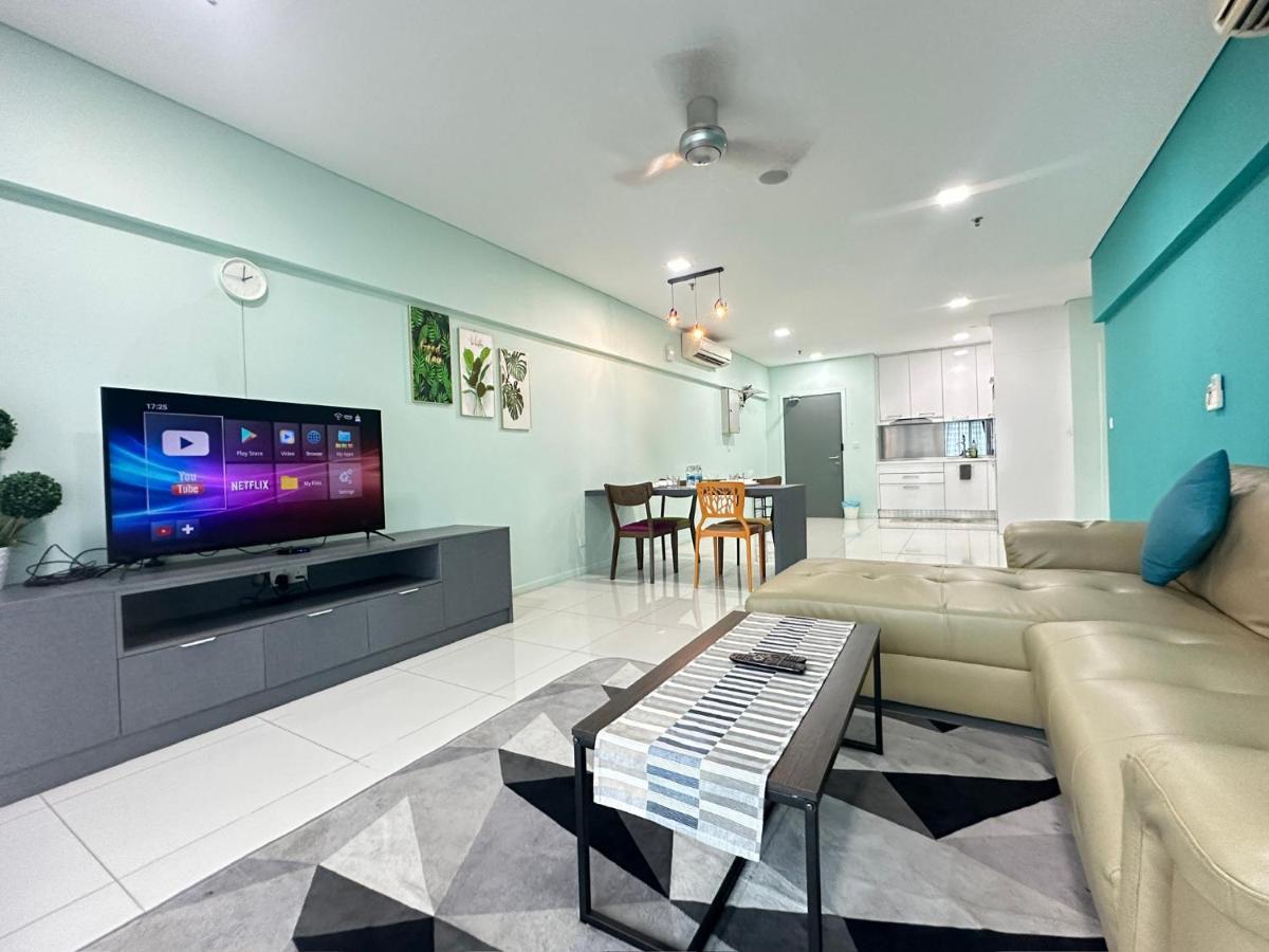 Summer Suites Klcc By Purple Orchid Kuala Lumpur Exterior photo
